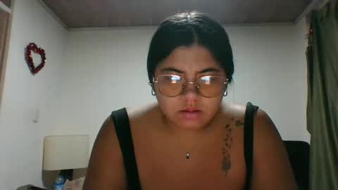 Snapshot of kimmy_kimmy_ chatting on October 16, 2:55 am Kimmy online show from October 16, 2:55 am