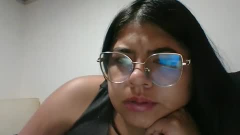 Snapshot of kimmy_kimmy_ chatting on February 11, 12:15 pm Kimmy online show from February 11, 12:15 pm