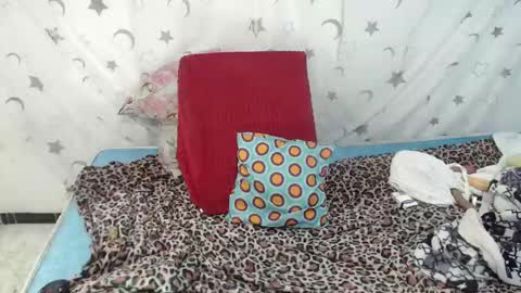 Kimmy online show from January 31, 6:13 am