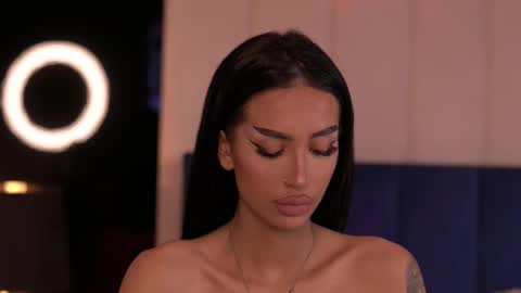 Kim online show from October 29, 3:58 pm