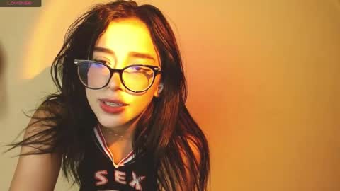 kimm online show from April 11, 11:09 pm