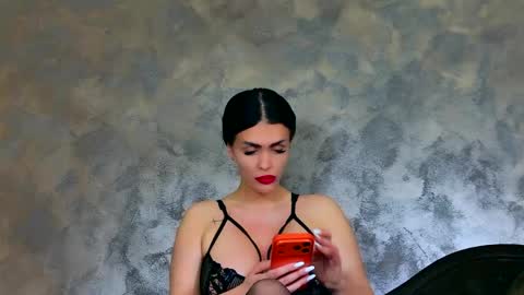 Kim Wilmes online show from May 8, 2:01 pm