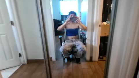 kinberly69 online show from June 24, 10:39 pm