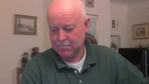 Snapshot of kindahairy4u chatting on January 5, 3:55 pm kindahairy4u online show from January 5, 3:55 pm