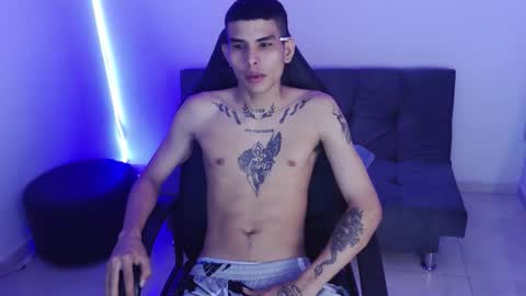 king_warlord online show from December 19, 11:33 pm