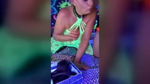 kingacookies online show from June 13, 1:16 am