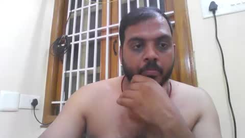 Snapshot of kingalpines1 chatting on October 25, 5:46 pm kingalpines1 online show from October 25, 5:46 pm