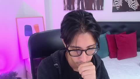 kingdanny_8 online show from February 13, 10:35 pm