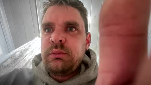 kingdong37835 online show from April 22, 11:17 am