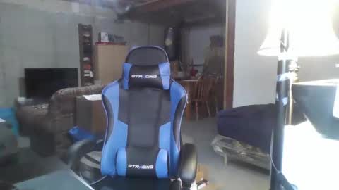 Master  King Tommy online show from December 17, 2:12 am