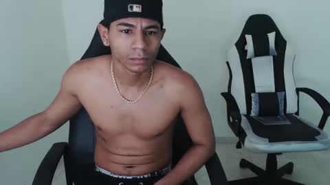 DOMINANT ALPHA KINGS online show from March 24, 4:29 am