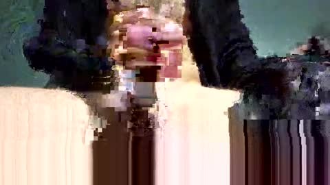 Kingstache online show from January 4, 6:19 pm