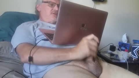 kingtongue10 online show from May 12, 8:51 pm