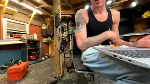 KinkPLAY9 online show from July 7, 5:09 am