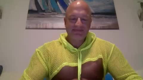 Snapshot of kinksub4use chatting on October 16, 11:47 pm Kink Sub online show from October 16, 11:47 pm