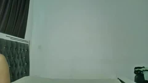 kinky_leila online show from July 4, 5:55 am