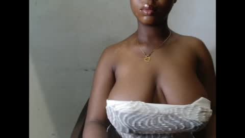 kinkyjuicexx online show from May 8, 10:32 am