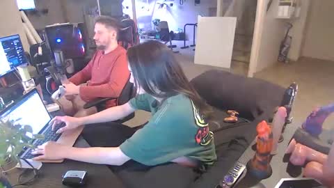 kinkykumiho online show from March 6, 11:09 pm