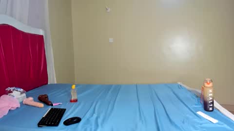 Kinky online show from January 16, 6:55 am