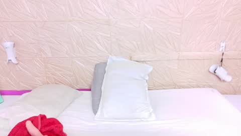 kinkyy_redhead online show from June 2, 11:23 am