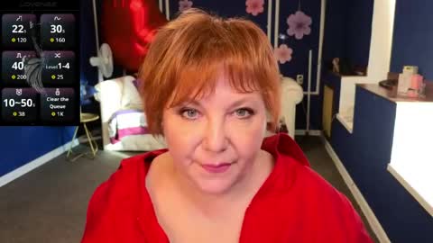 Kira Kennet online show from May 11, 2:45 pm