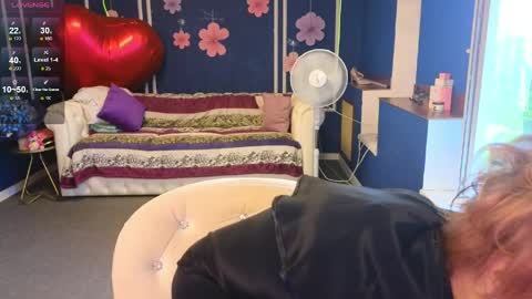 Kira Kennet online show from May 26, 5:46 am