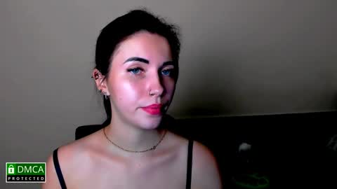 Kira  online show from December 4, 11:19 pm