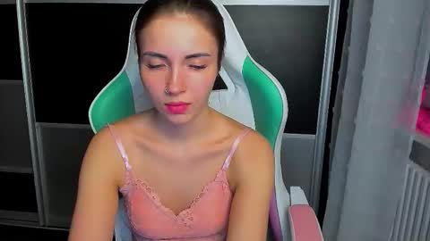 Kira  online show from January 10, 7:41 pm