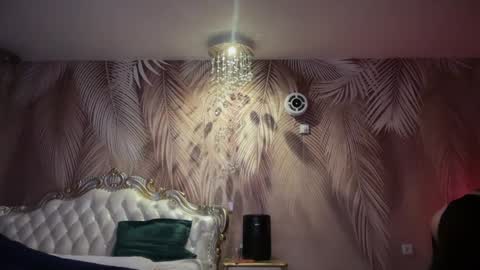 KiraDivine online show from February 8, 2:42 pm