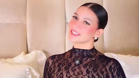 kira online show from September 25, 5:58 am