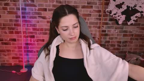 kiravair online show from March 4, 3:20 pm