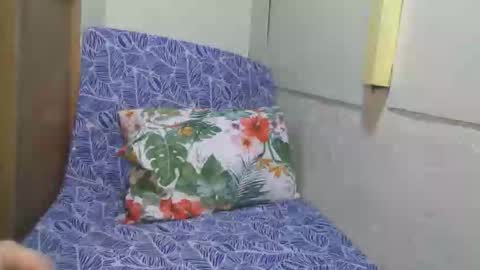 kiss_me_loves online show from February 28, 10:52 am