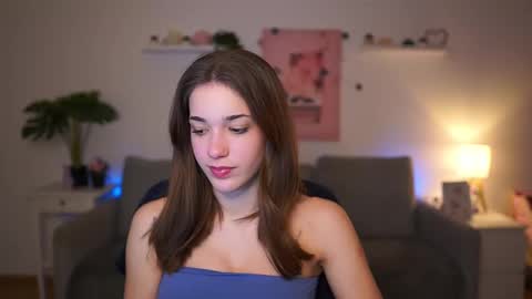 Sisi online show from January 9, 7:19 pm