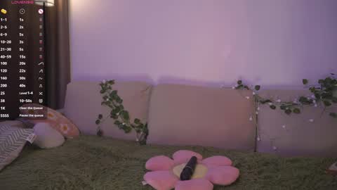 Lola online show from May 5, 10:54 am