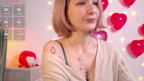 Snapshot of kisskiss_muah chatting on February 11, 2:24 pm Kate  online show from February 11, 2:24 pm