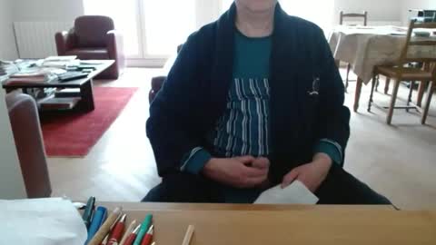 kisslog1 online show from February 15, 3:11 pm