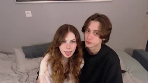 kitkatsweetspot online show from February 9, 3:26 pm