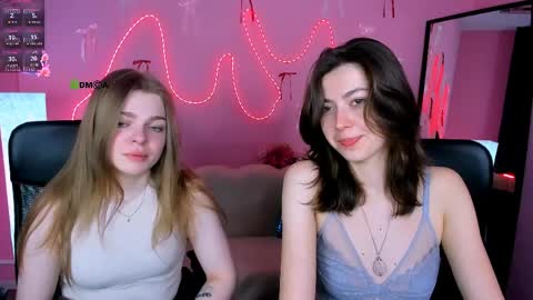 kitniss online show from April 5, 7:11 pm