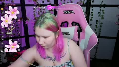 kitsune_little online show from April 2, 10:16 pm