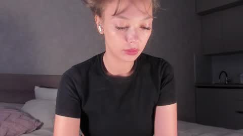Polly online show from July 1, 2:48 pm