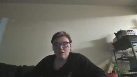 kitten online show from December 18, 2:51 am