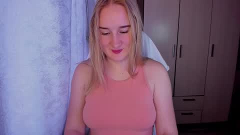 kitten_sun online show from October 19, 3:22 am