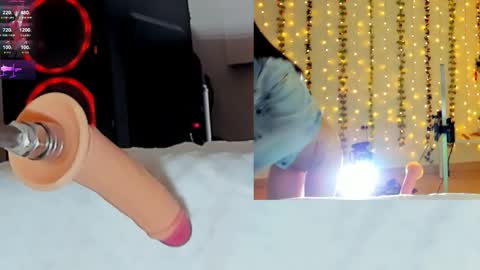 Snapshot of kitty__rosse__ chatting on October 22, 10:29 am Kitty online show from October 22, 10:29 am