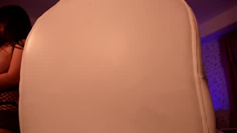 Snapshot of kitty__rouse chatting on December 9, 8:44 am Kitty  online show from December 9, 8:44 am