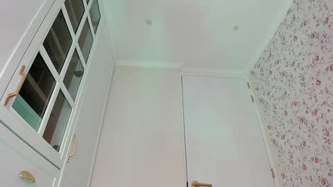 sophie online show from March 28, 7:04 pm