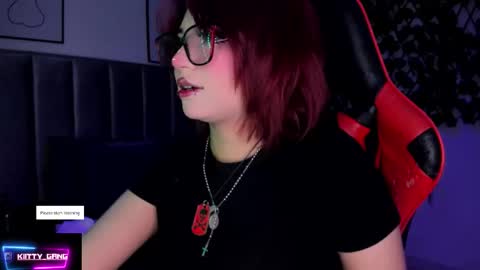 Camila online show from October 17, 2:59 am