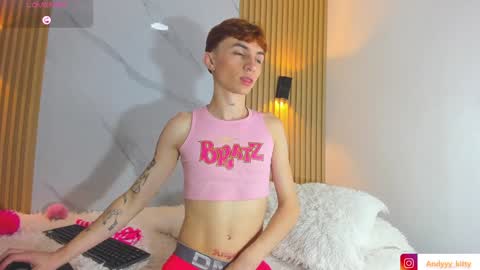 kitty_gill online show from January 17, 11:17 am