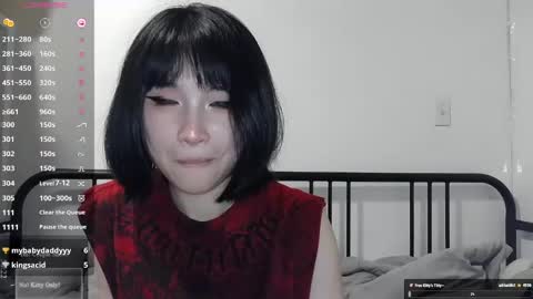 Snapshot of kitty_krush chatting on September 16, 10:46 pm Kitty online show from September 16, 10:46 pm