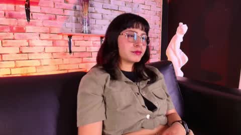 Kitty online show from March 29, 8:38 am