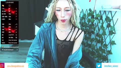 kitty_vaal online show from January 13, 10:36 am